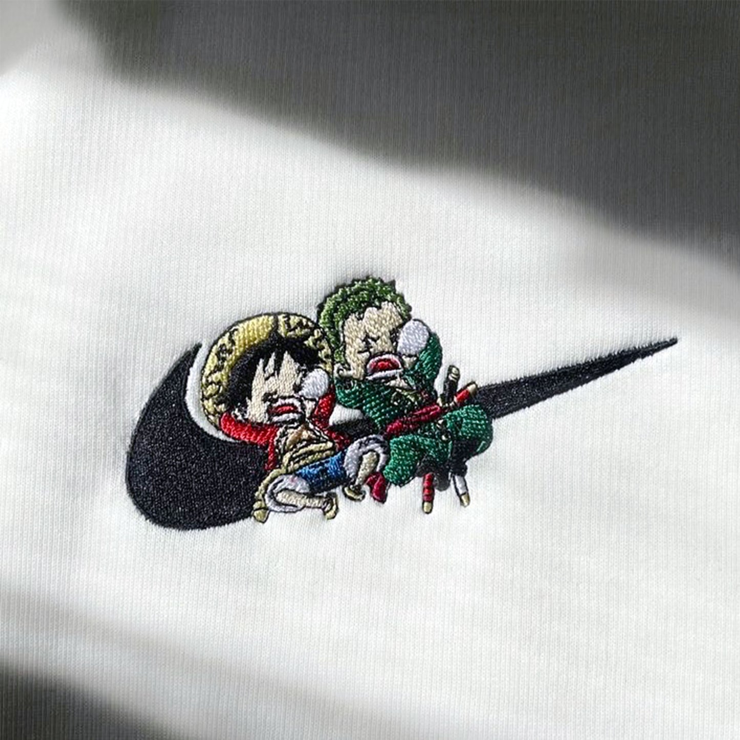 Luffy & Zoro Chibi Swoosh